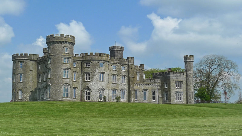 Killua Castle Grounds, Deer Park and Twelve Points Restaurant