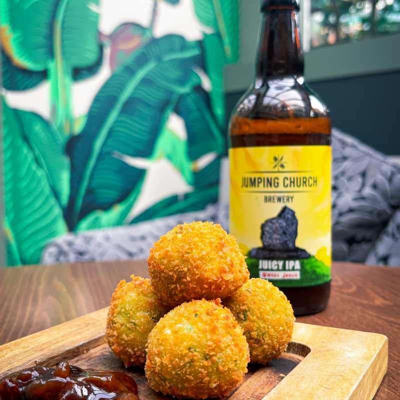 Boyne Valley Bites Recipe: Potato Croquettes with Coole Farm Braised Leeks & Boyne Valley Bán, served with Tastees Tomato & Apple Chutney